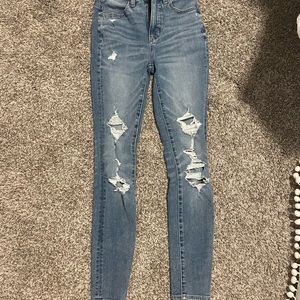American eagle ripped skinny jeans size 00